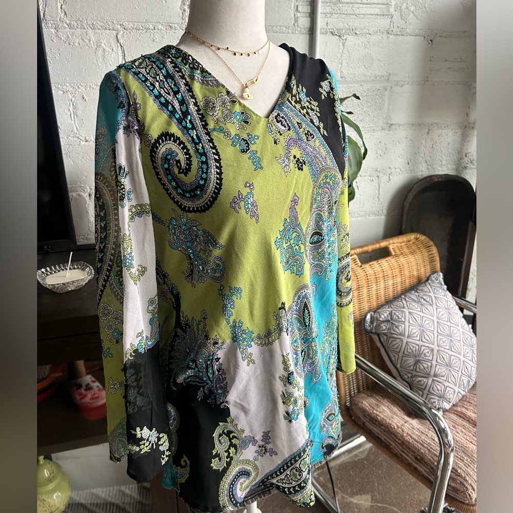 Boho Paisley Top - Picture 2 of 6